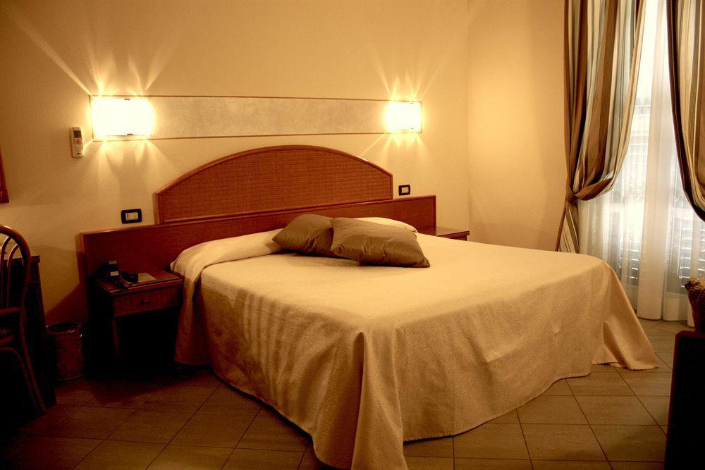 Hotel Regina Forte dei Marmi Exterior photo