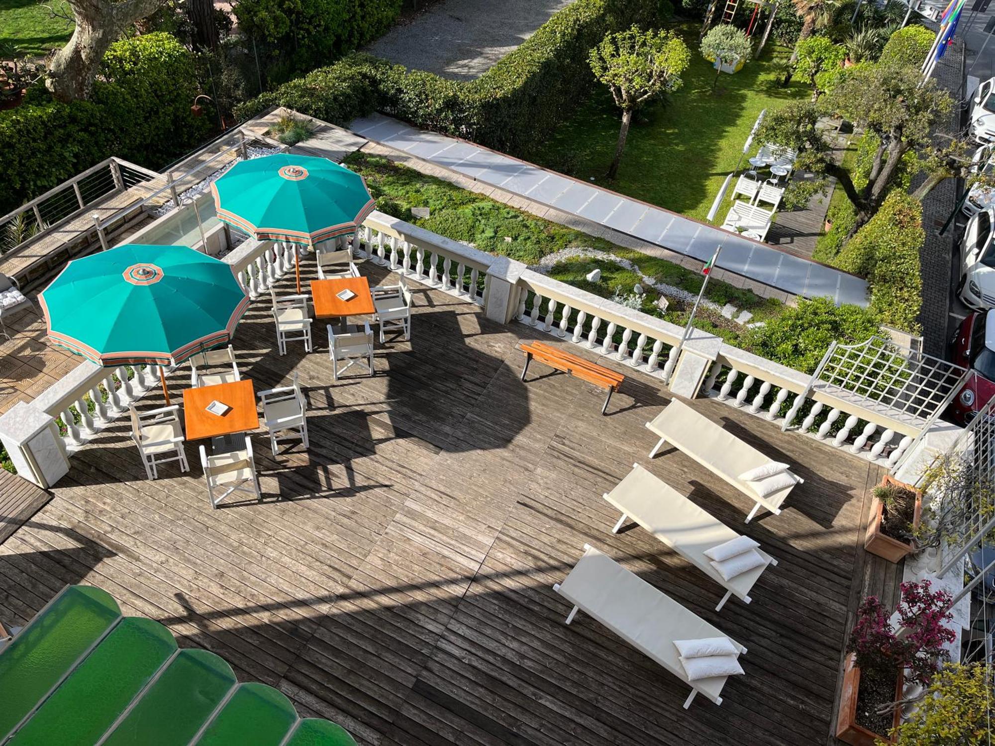 Hotel Regina Forte dei Marmi Exterior photo